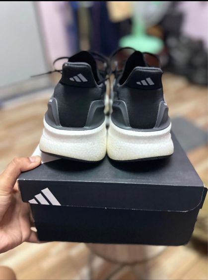 Adidas Ultraboost 5 รูปที่ 3