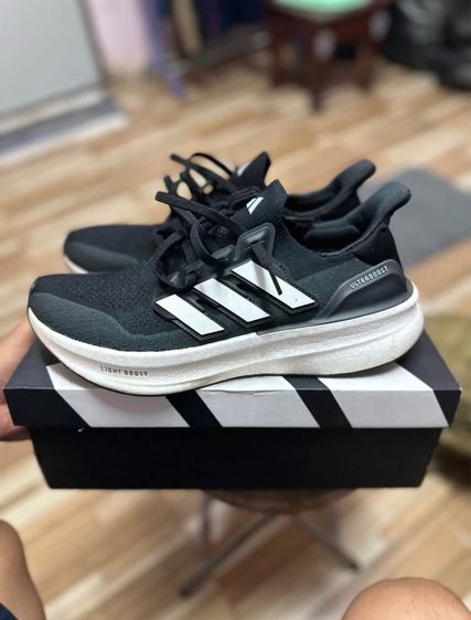 รองเท้าผ้าใบ ผ้า UK 8.5 | EU 42 2/3 | US 9 ดำ Adidas Ultraboost 5