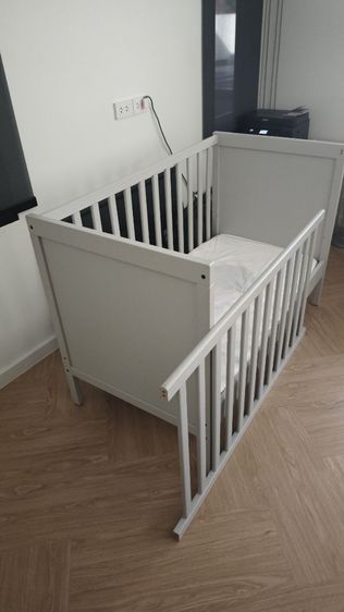 ส่งต่อ เตียงเด็ก ikea sundvik สีเทา ไม่มีขายแล้ว รูปที่ 2