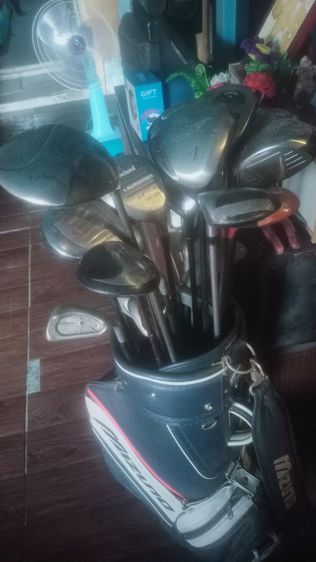 ขายไม้กอล์ฟพร้อมถุงทั้งหมดถูกๆ