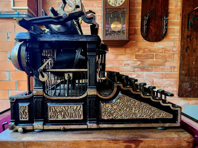 เครื่องพิมพ์ดีด smith premeir no.1 รูปที่ 16