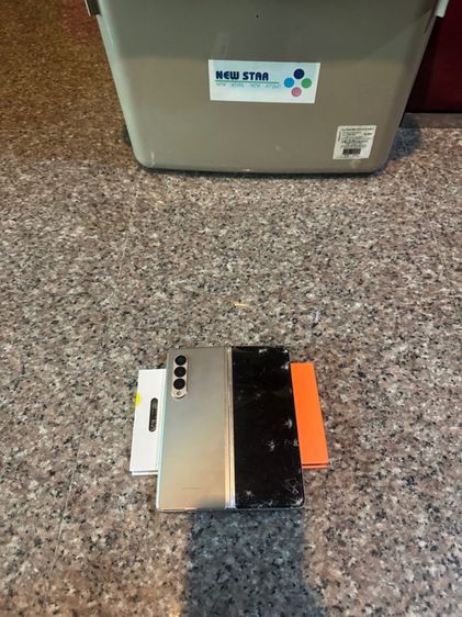 ขายถูกๆSamsungFold3สีBeige256กิ๊กสภาพสวยๆสูนTrueเครื่องใช้งานดีถูกมากก รูปที่ 2