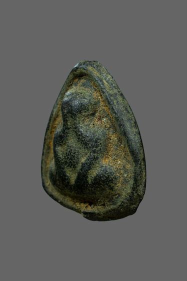 พระปิดตาเก่าเนื้อโลหะ รูปที่ 3