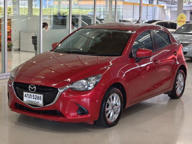 รถ Mazda Mazda 2 1.5 XD Sports สี แดง