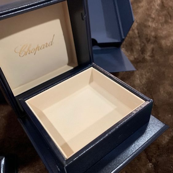 กล่องเครื่องประดับแท้ รูปที่ 17