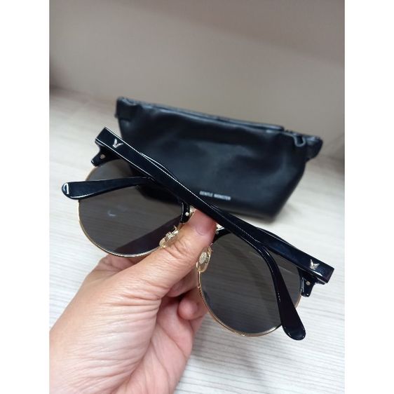 แว่นกันแดด gentle monster แท้ๆพร้อมซองค่ะ รูปที่ 3