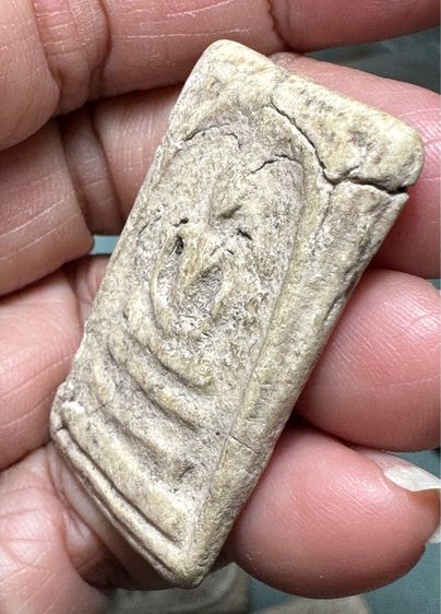 พระสมเด็จ พิมพ์ใหญ่ เนื้อเก่าๆ รูปที่ 4