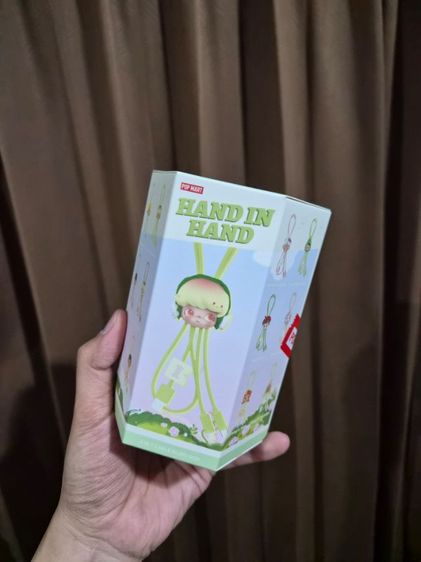 โมเดล กล่องจุ่ม สายชาร์จมือถือ Hand in Hand 