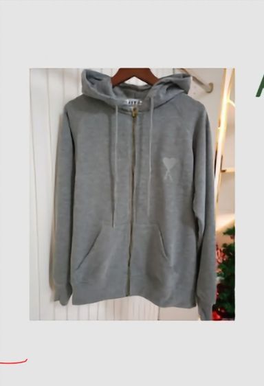 เสื้อผ้าผู้หญิง เสื้อคลุม กระโปรง กางเกง มีมือ1และมือสองคุณภาพดี  ราคา599-650 ขาดทุนทั้งหมด. สนใจทักเลย