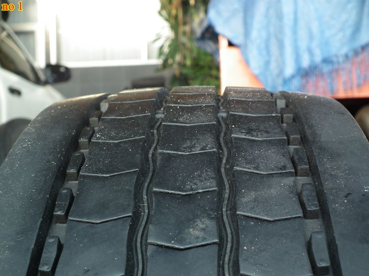 ยางเก่า บรรทุก 215-75r17.5 Michelin รุ่น x multi มี 6เส้น พร้อมใช้งาน รูปที่ 2