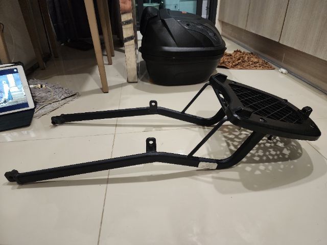 แร็คท้ายพร้อมกล่อง48ลิตร ใส่กับ cbr500 ปี 2023 รูปที่ 2