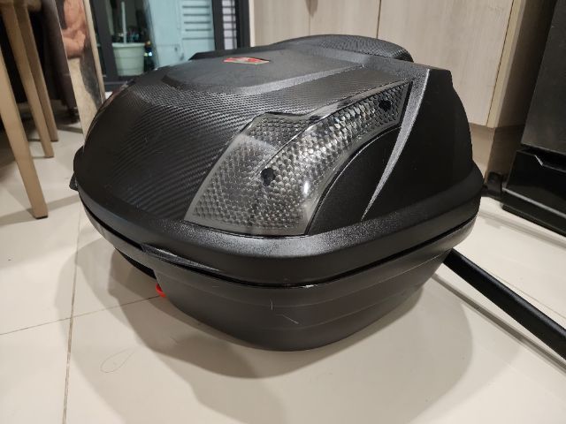 แร็คท้ายพร้อมกล่อง48ลิตร ใส่กับ cbr500 ปี 2023