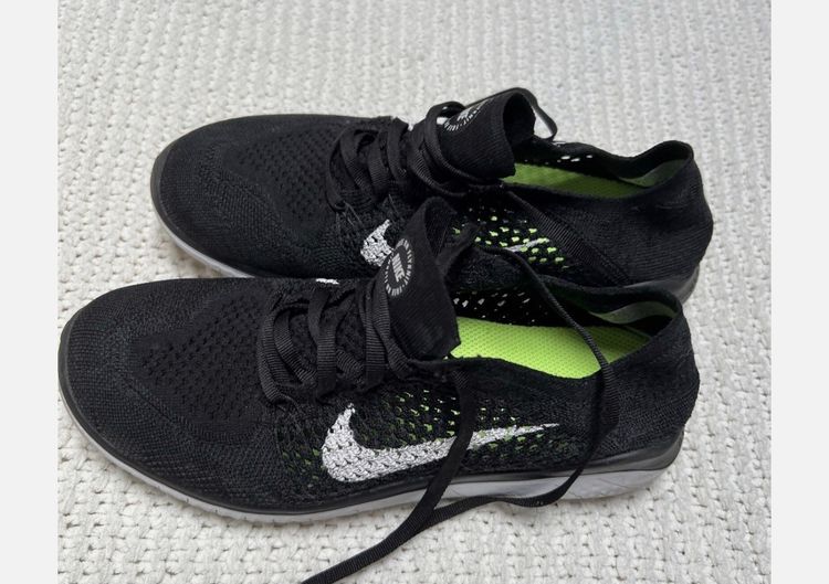 รองเท้า