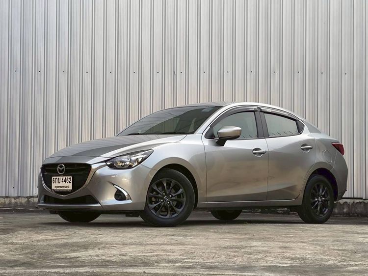 Mazda Mazda 2 2017 1.3 High Connect Sedan เบนซิน ไม่ติดแก๊ส เกียร์อัตโนมัติ เทา รูปที่ 3