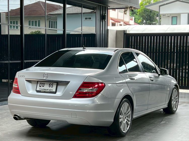 Mercedes-Benz C-Class 2012 C200 CGI Sedan เบนซิน ไม่ติดแก๊ส เกียร์อัตโนมัติ เทา รูปที่ 4