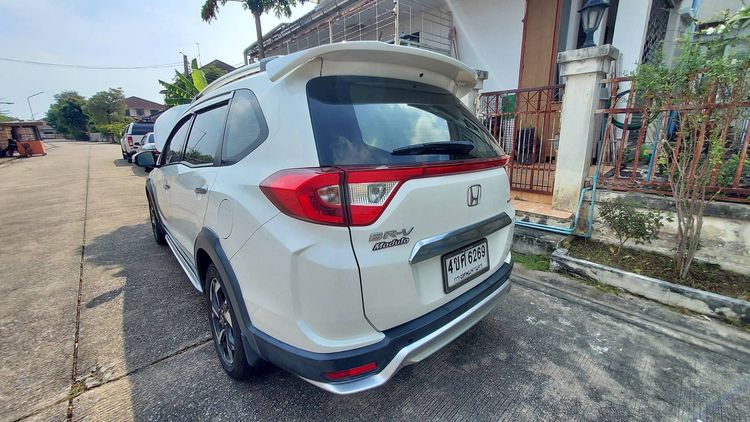 Honda BR-V 2016 1.5 V Utility-car เบนซิน ไม่ติดแก๊ส เกียร์อัตโนมัติ ขาว รูปที่ 3