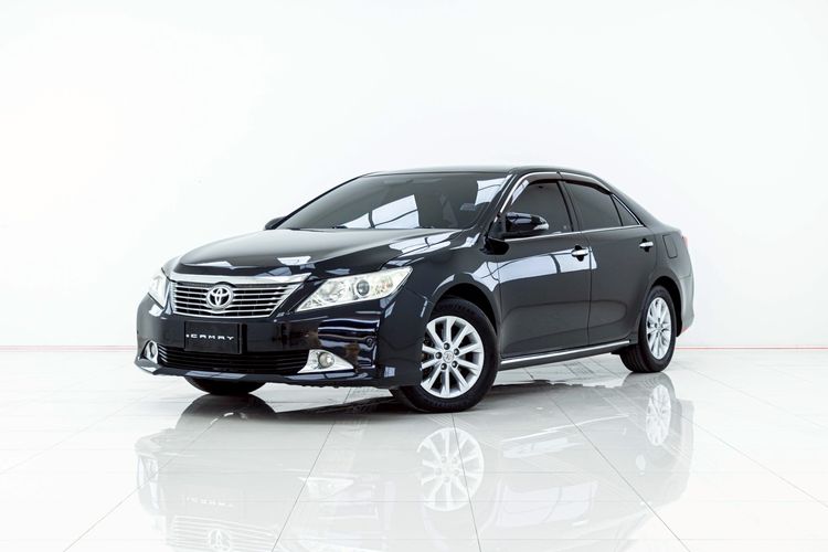 รถ Toyota Camry 2.0 G สี ดำ