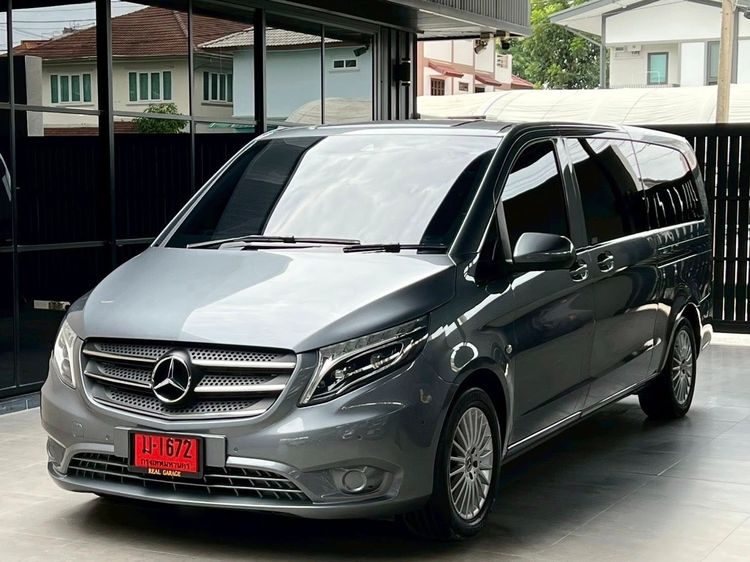 รถ Mercedes-Benz V-Class Vito สี เทา