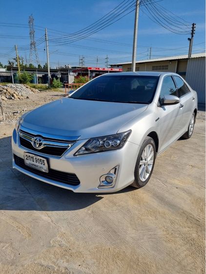 Toyota Camry 2013 2.5 Hybrid Sedan ปลั๊กอินไฮบริด (PHEV) เกียร์อัตโนมัติ บรอนซ์เงิน รูปที่ 3
