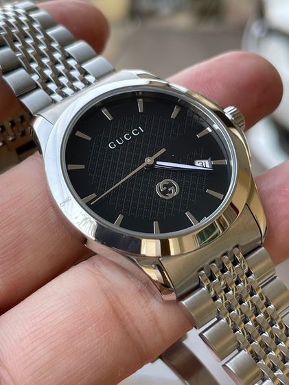 GUCCI G Timeless Black Dial Men’s Date Watch Original YA1264106 รูปที่ 11