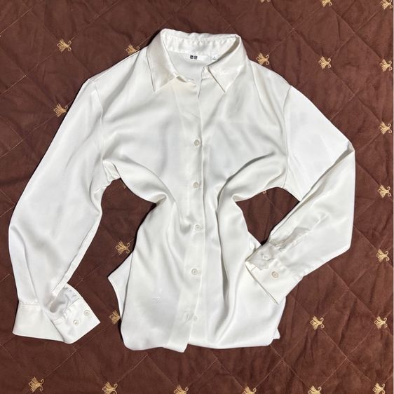 เสื้อเชิ้ต uniqlo ผ้าซาติน รูปที่ 2