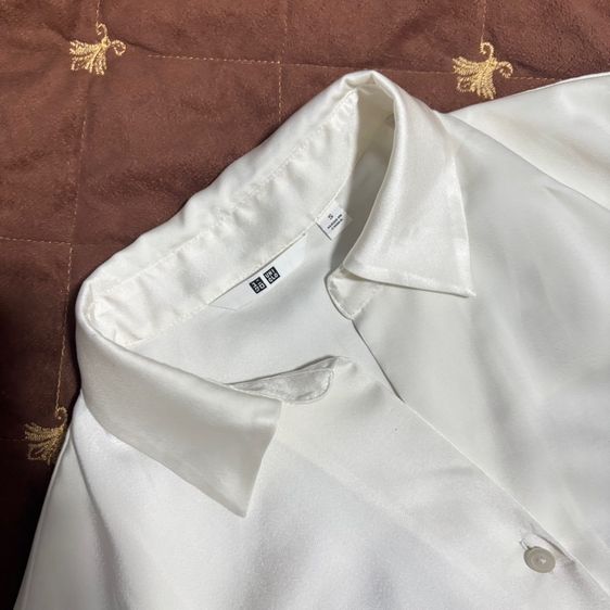 เสื้อเชิ้ต uniqlo ผ้าซาติน รูปที่ 3