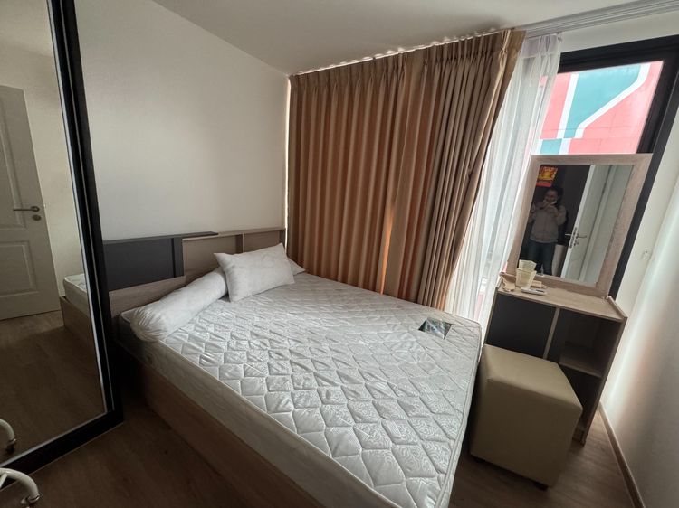 มีบางส่วน  ขายดาวน์ ให้เช่า คอนโด CYBIQ รัชดา 32 ผ่อนตรงเจ้าของ ชั้น 5 เฟอร์ฯครบ พร้อมเข้าอยู่ ทำเลดี MRT ลาดพร้าว รูปที่ 2