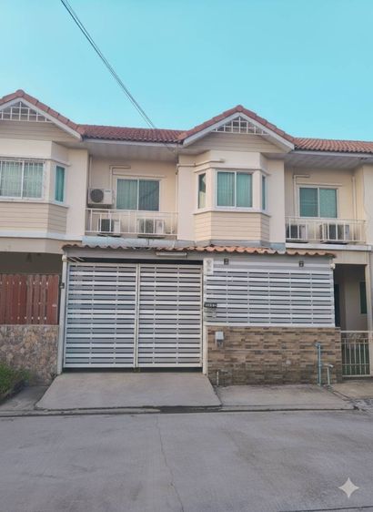 ขายทาวน์โฮม 2 ชั้น พร้อมอยู่ หมู่บ้านพิศาลเทียนทะเล 20 (สะแกงาม-พระราม2)