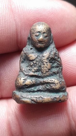 รูปหล่อหลวงพ่อเงินขี้ตา