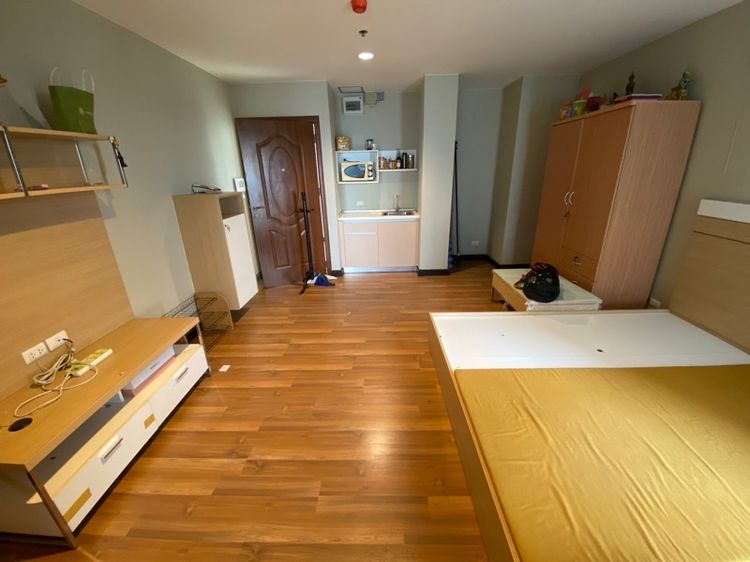 มีบางส่วน ไม่อนุญาต คอนโดเอกสินเพลส 33.7 ตรม. ชั้น24 วิวสวย