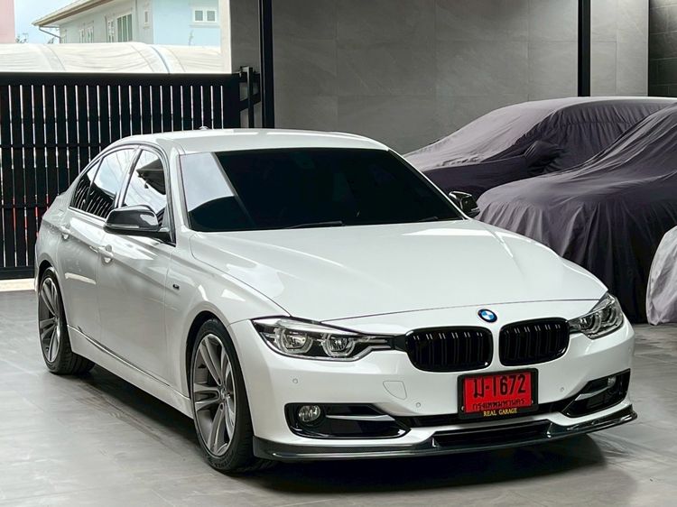 BMW Series 3 2014 320i Sedan เบนซิน ไม่ติดแก๊ส เกียร์อัตโนมัติ ขาว รูปที่ 3