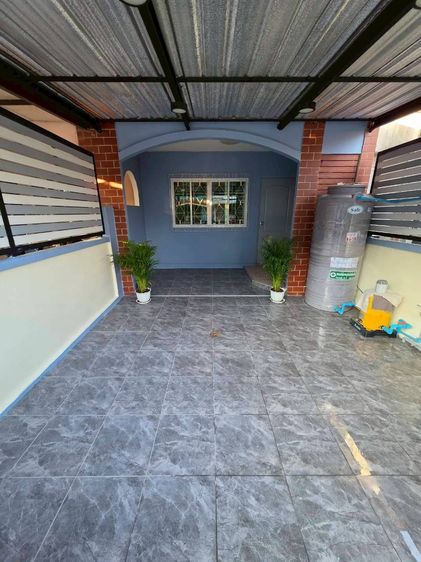 ขายทาวน์เฮ้าส์ 2 ชั้น มบ.สิรารมย์ ถนนบ้านกล้วย-ไทรน้อย รีโนเวทใหม่ทั้งหลัง พร้อมเข้าอยู่ (เจ้าของขายเอง)