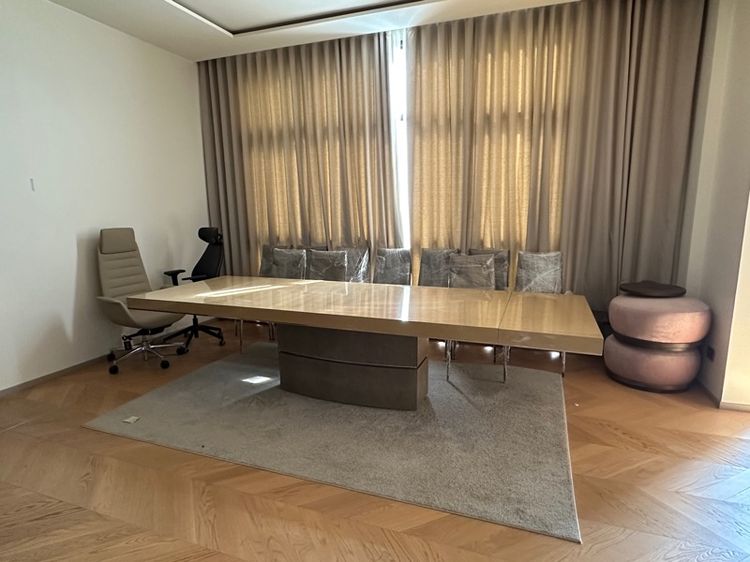 น้ำตาล อื่นๆ อื่นๆ ขายโต๊ะ และเก้าอี้