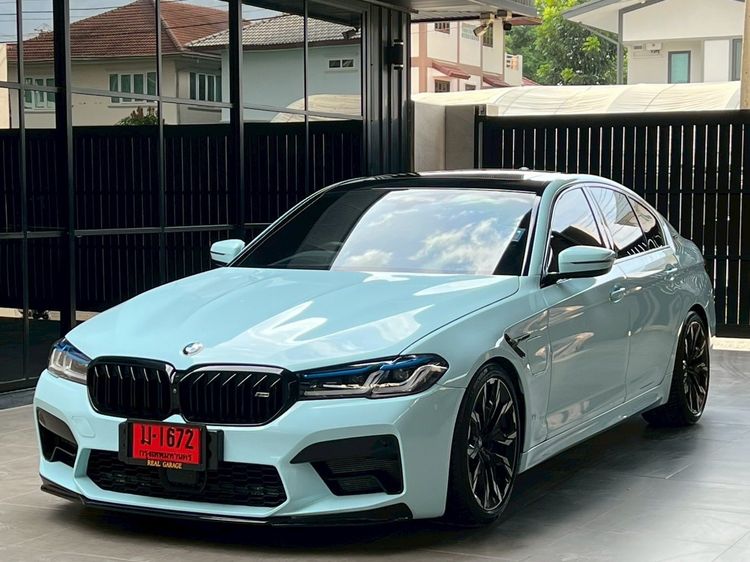 รถ BMW Series 5 530e สี ฟ้า