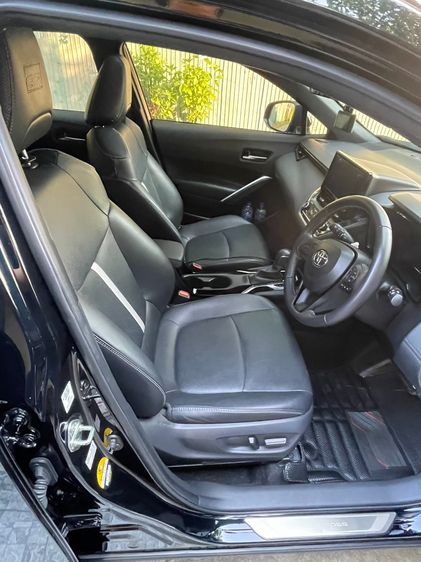 Toyota Corolla Cross 2022 1.8 HEV GR Sport Utility-car ไฮบริด ไม่ติดแก๊ส เกียร์อัตโนมัติ ดำ รูปที่ 4