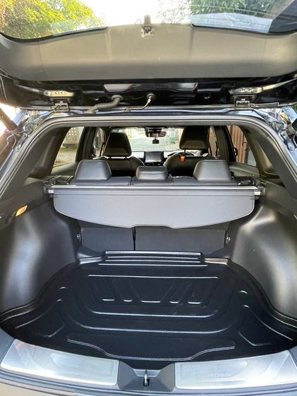 Toyota Corolla Cross 2022 1.8 HEV GR Sport Utility-car ไฮบริด ไม่ติดแก๊ส เกียร์อัตโนมัติ ดำ รูปที่ 2