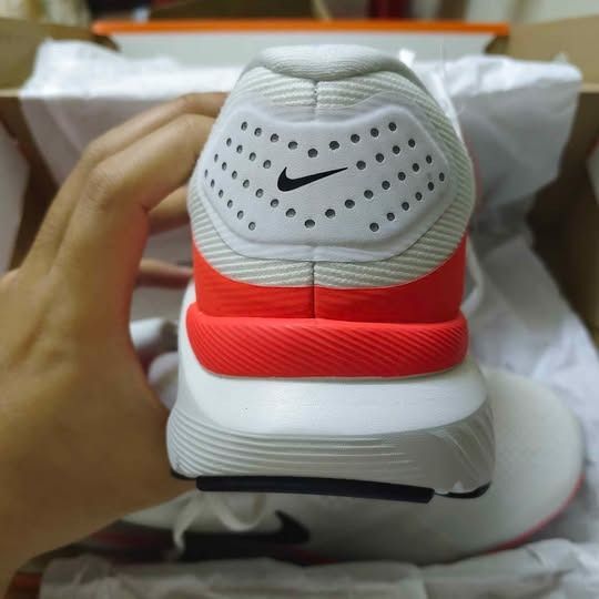 Nike Structure 26 Size 44 รูปที่ 5