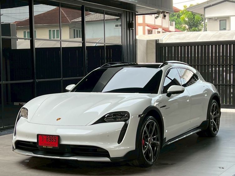 รถ Porsche Taycan 4S 4WD สี ขาว
