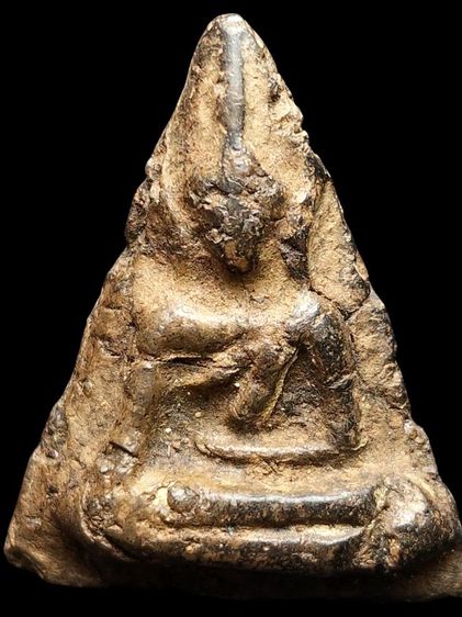 ❌ปิดครับ❌พระนางพญาเนื้อดินสภาพหิ้งครับ