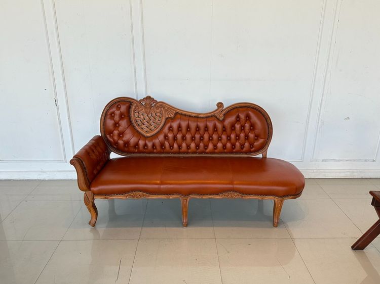 โซฟาเดย์เบด สไตล์หลุยส์ เบาะหุ้มหนังแท้สีน้ำตาล รูปที่ 2