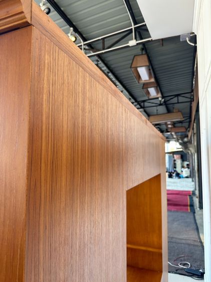 ชุดตู้วางทีวีไม้อัดสัก 4 บานเปิด สามารถวางทีวีขนาด 55 นิ้วได้ รูปที่ 4