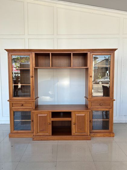 ชุดตู้วางทีวีไม้อัดสัก 4 บานเปิด สามารถวางทีวีขนาด 55 นิ้วได้