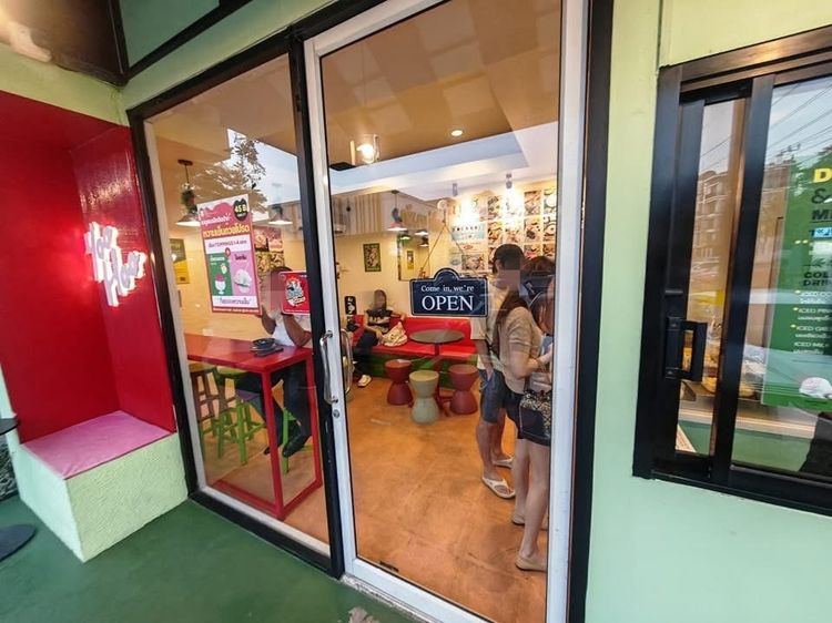 เซ้งถูกๆ ร้านคาเฟ่-ขนมหวาน พร้อมแฟรนไชส์ ทาวน์อินทาวน์ ลาดพร้าว 94  ย่านคนมีกำลังซื้อ รูปที่ 8