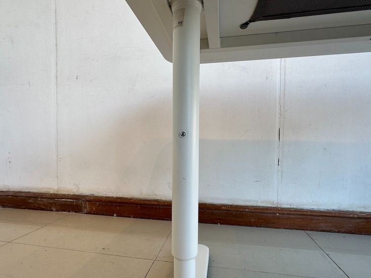 โต๊ะทำงาน แบรนด์ IKEA รุ่น BEKANT ท็อปไม้ MDF ขาเหล็ก รูปที่ 11