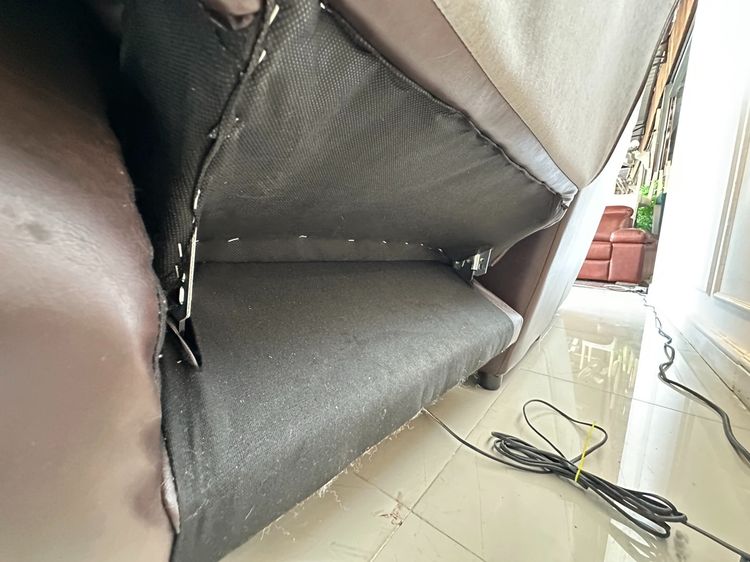 โซฟา 3 ที่นั่ง เบาะหนังแท้ผิวสัมผัสสีน้ำตาล รูปที่ 9