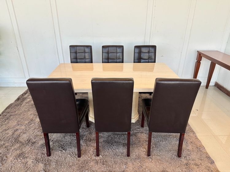 ชุดโต๊ะทานอาหาร 6 ที่นั่ง ท็อปหินเทียมสีครีม รูปที่ 2