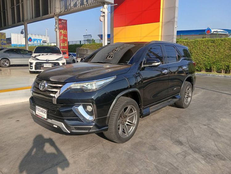 Toyota Fortuner 2015 2.4 V Utility-car āļāļĩāđāļāļĨ āđāļĄāđāļāļīāļāđāļāđāļŠ āđāļāļĩāļĒāļĢāđāļāļąāļāđāļāļĄāļąāļāļī āļāđāļģāļāļēāļĨ āļĢāļđāļāļāļĩāđ 3
