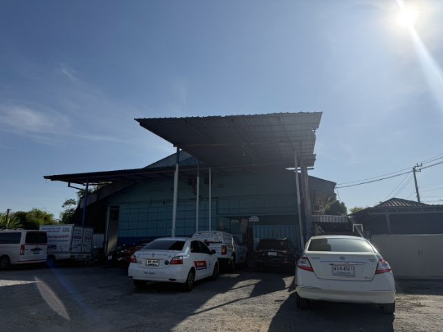 โกดังให้เช่าพร้อมสำนักงาน