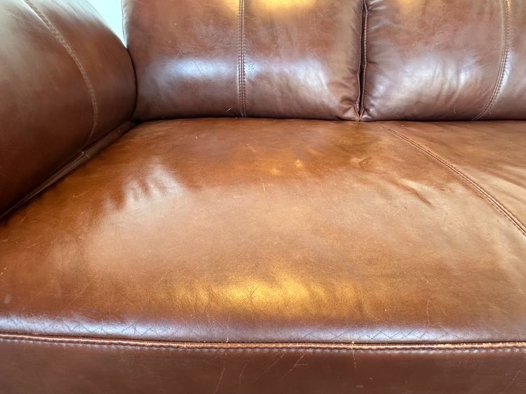 โซฟา 3 ที่นั่ง เบาะหนังแท้ผิวสัมผัสสีน้ำตาล รูปที่ 12