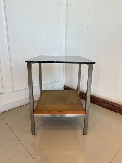 อื่นๆ อื่นๆ อื่นๆ โต๊ะข้าง ท็อปกระจกเงา โครงขาสแตนเลส